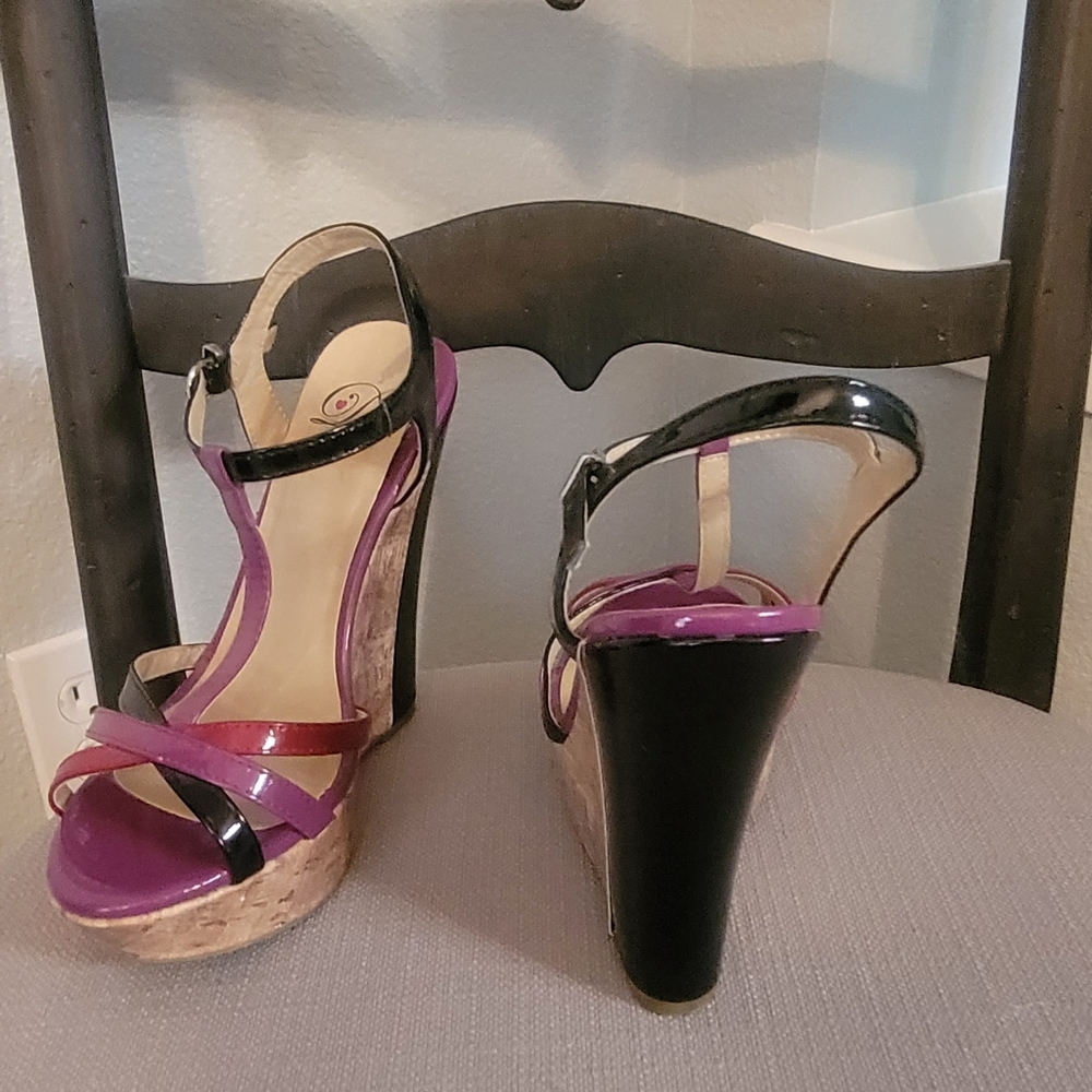 NWOT Ladies patent and cork heels - Picture 3 of 4